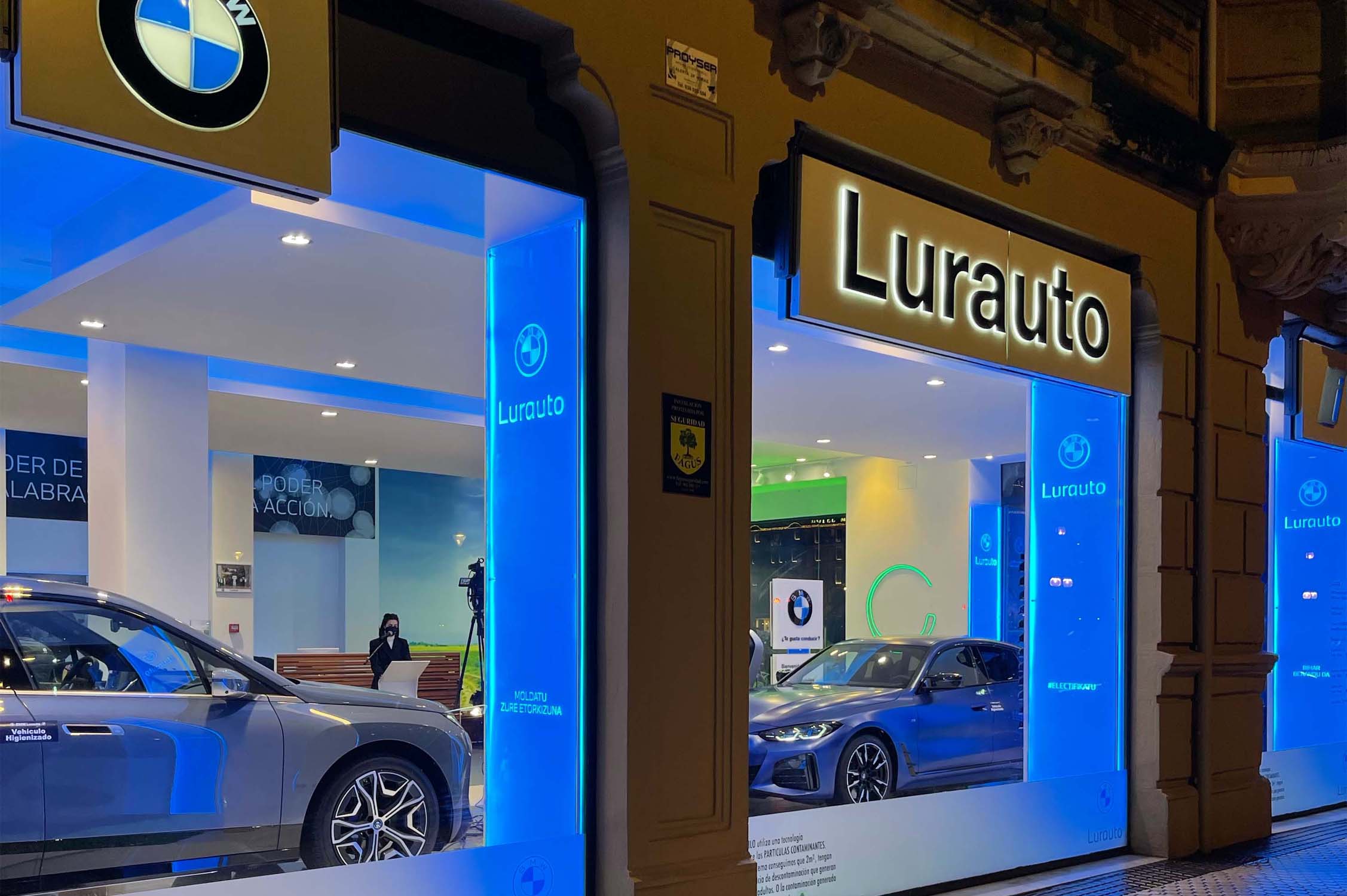 Lurauto&Co inaugura en San Sebastián un nuevo showroom 100% electrificado, primera instalación BMW en España y primer concesionario de Euskadi con una instalación 100% eléctrica