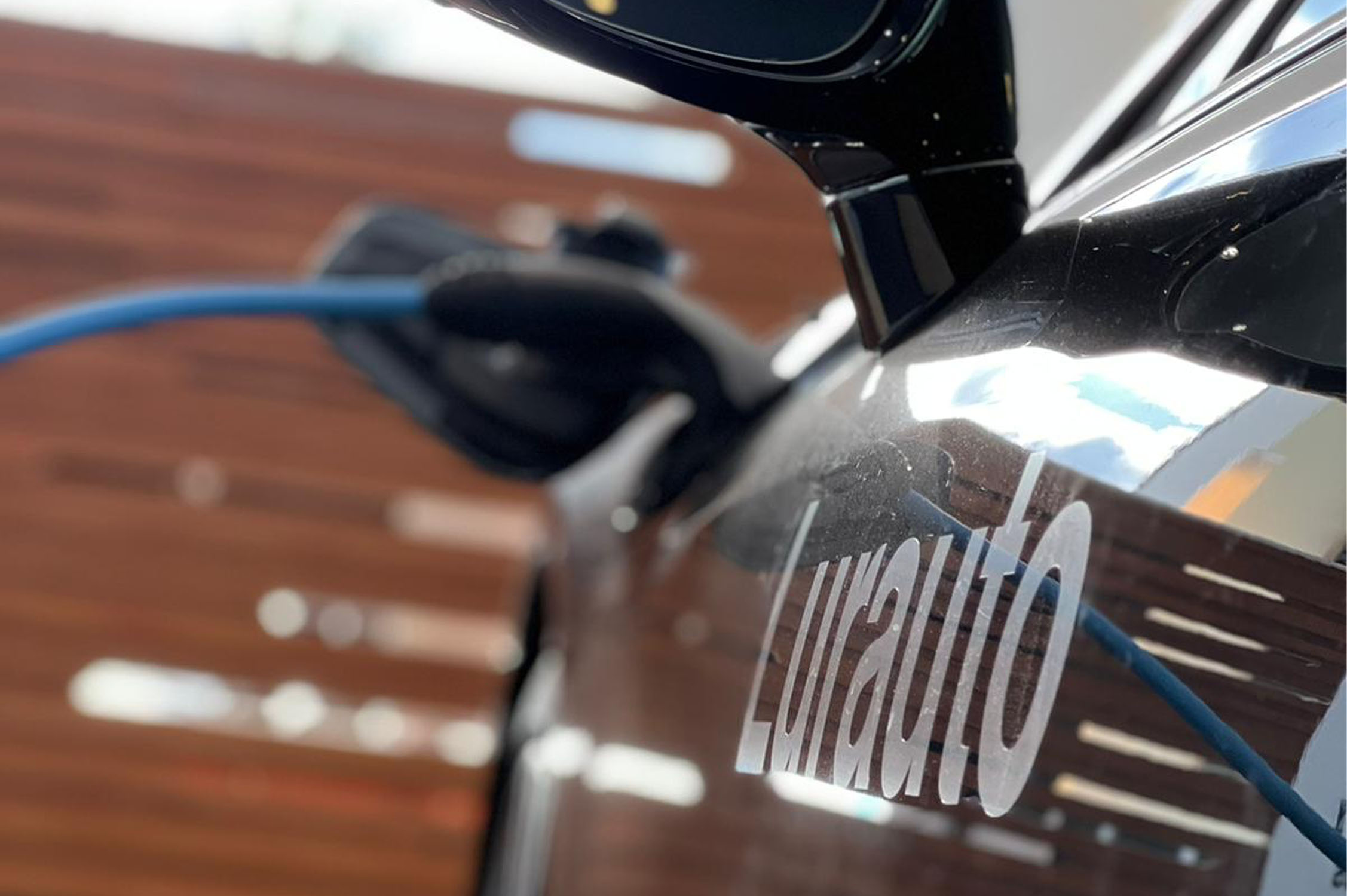 Lurauto se prepara para abrir la primera tienda BMW 100% eléctrica en España, en el centro de San Sebastian